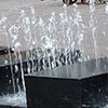 120 springende fonteintjes op Polderplein Hoofddorp